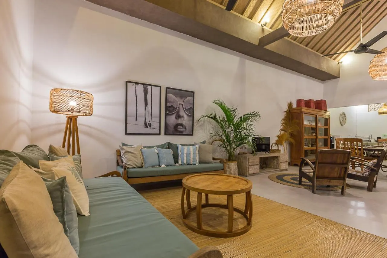 Pulesari 2 Bedrooms Seminyak Villa