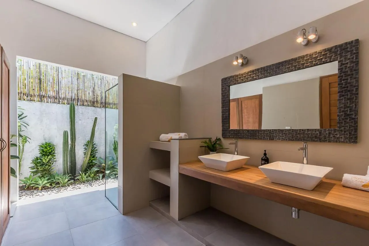 Villa Pulesari 2 Bedrooms Seminyak